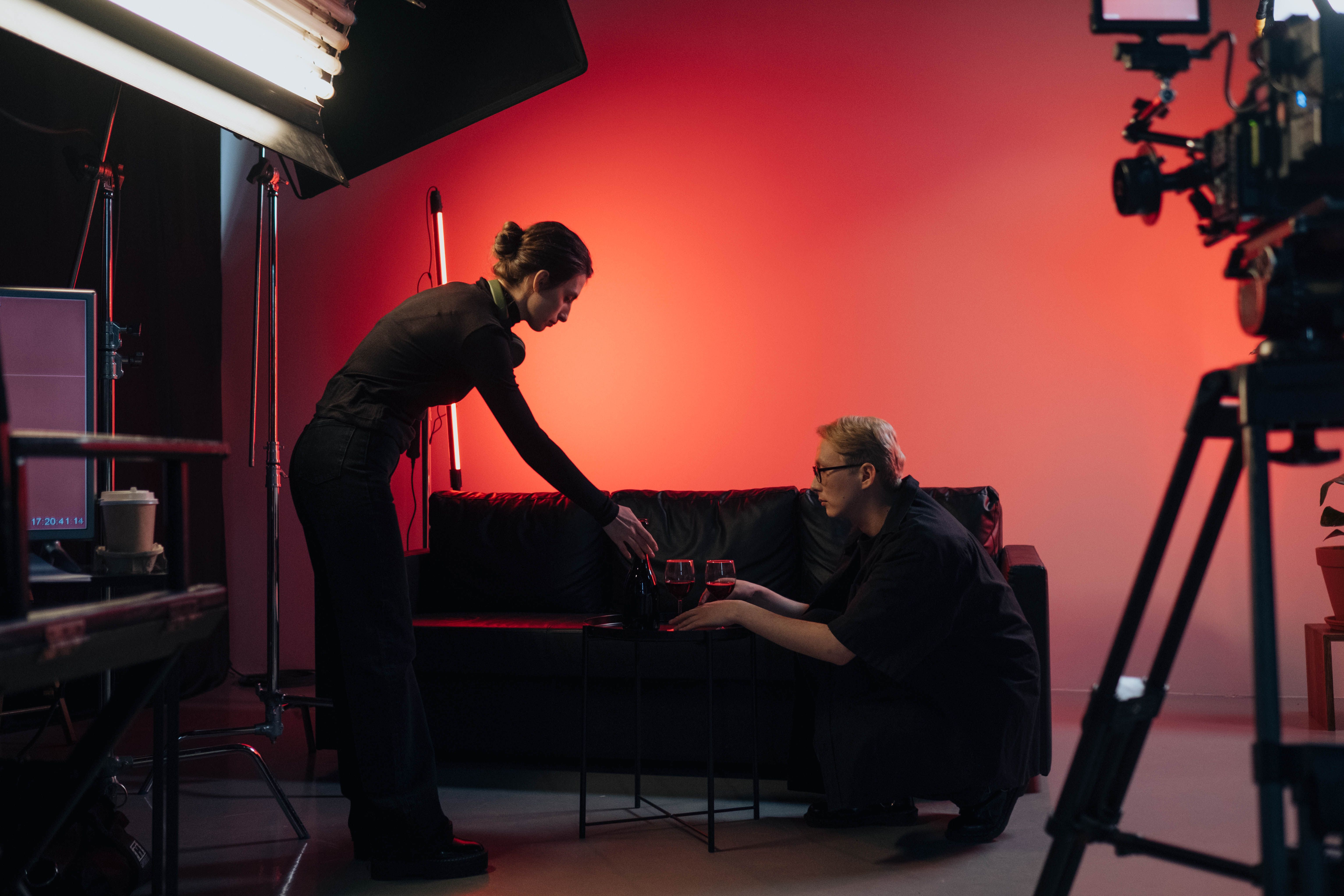Beyond Correct Pronunciation: How Emotional Expressiveness and Native Accents Determine Video Dubbing Success