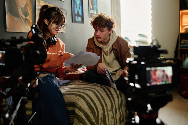 Keeping the Edge Sharp: Translation Strategies That Protect Foreshadowing and Twists in Suspense Short Dramas